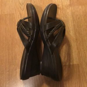 Bass | Shoes | Brown Bass Slides | Poshmark